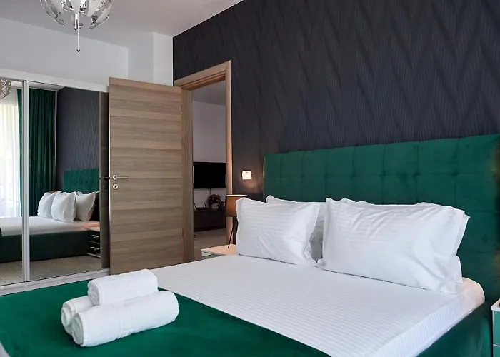 Purple Pearl N Pool 아파트 *