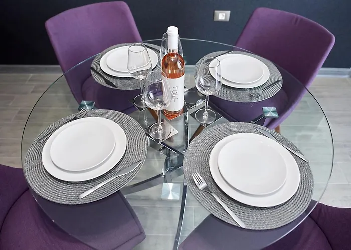 Purple Pearl N Pool 아파트 Năvodari