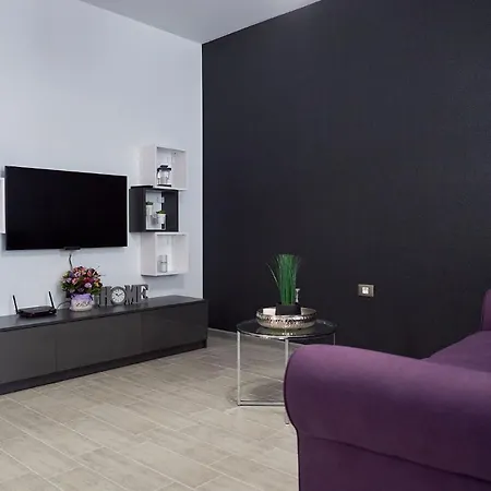 Purple Pearl N Pool Năvodari