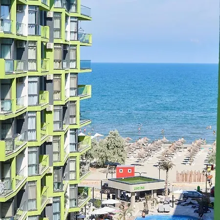 Apartment Purple Pearl N Pool Navodari