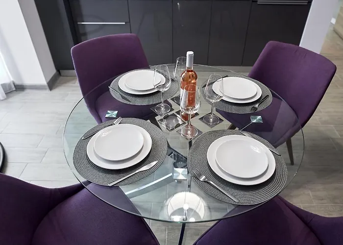 Purple Pearl N Pool 公寓