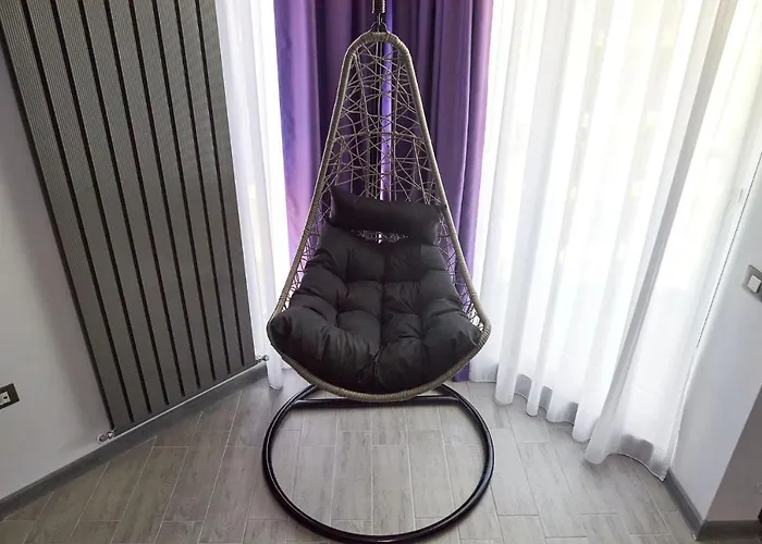 Purple Pearl N Pool 那沃达利